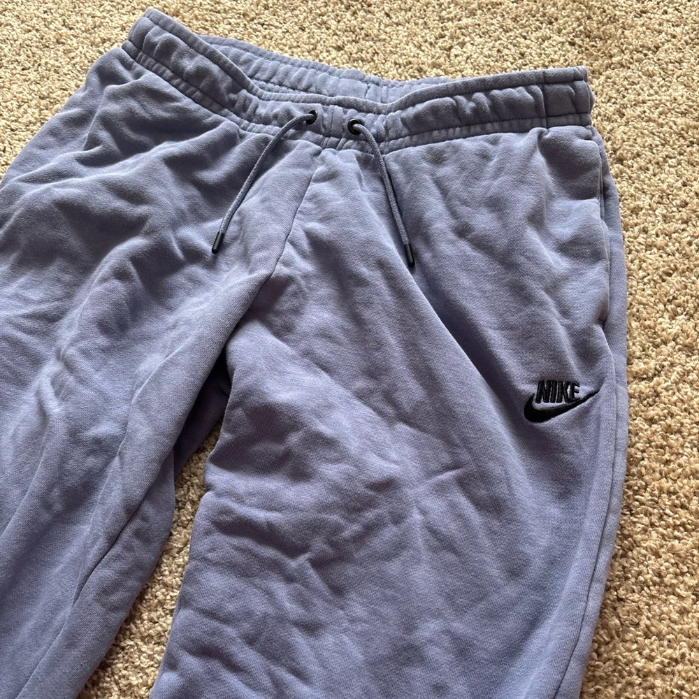 Nike Women’s Gray/Blue Sweatpants